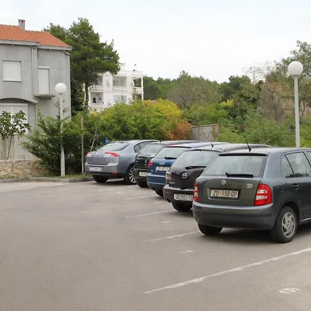 With A Parking Space - Diklo, - 5782